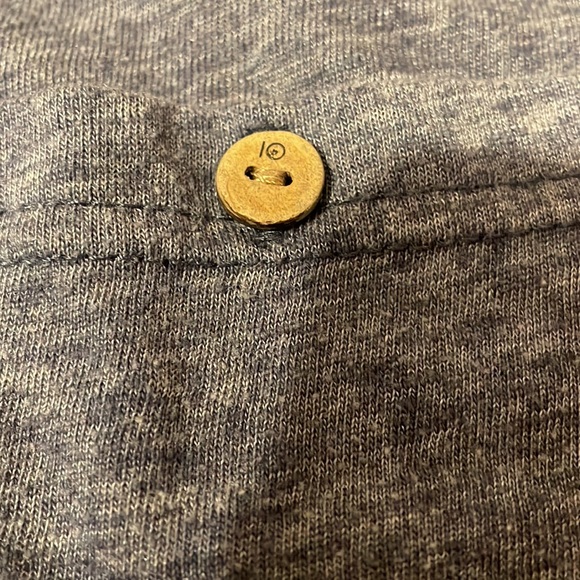 Ten tree size small tee - Picture 2 of 4